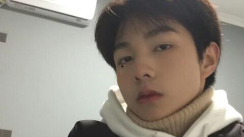 阳光帅哥吃瓜视频,揭秘娱乐圈幕后故事