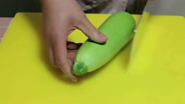 白瓜怎样切着吃视频,视频教你轻松美味新吃法