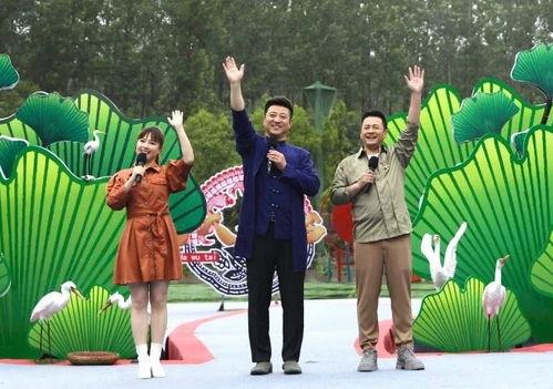 青县吃瓜最新消息事件视频,视频揭秘惊人真相，网友热议不断