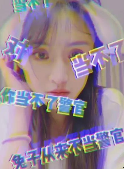 吃瓜拍照自拍视频,吃瓜、自拍、视频，记录夏日欢乐时光