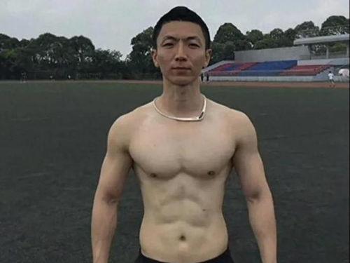 吃瓜主播腹肌男图片视频,揭秘网络红人的健身秘诀与魅力风采