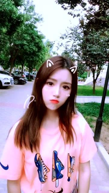 吃瓜少女爱吃大西瓜视频